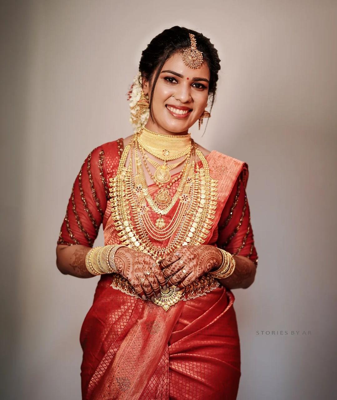 SAKHI BEAUTY ZONE VALANCHERY